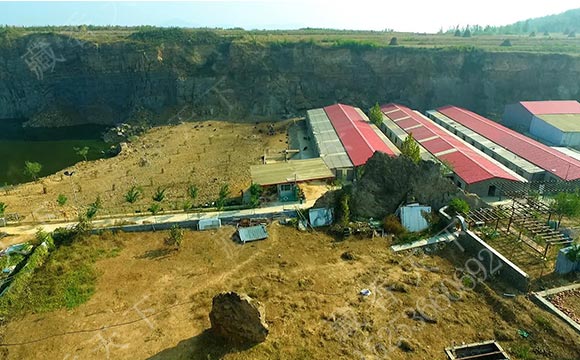 藏香猪养殖繁育示范基地俯视图二